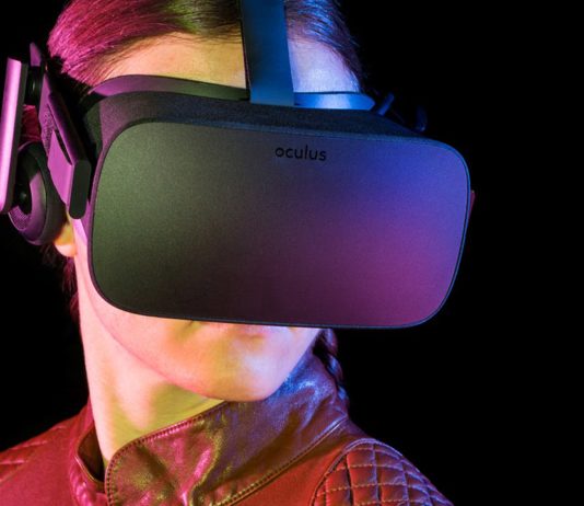 Experiencing the new Oculus Rift VR headset